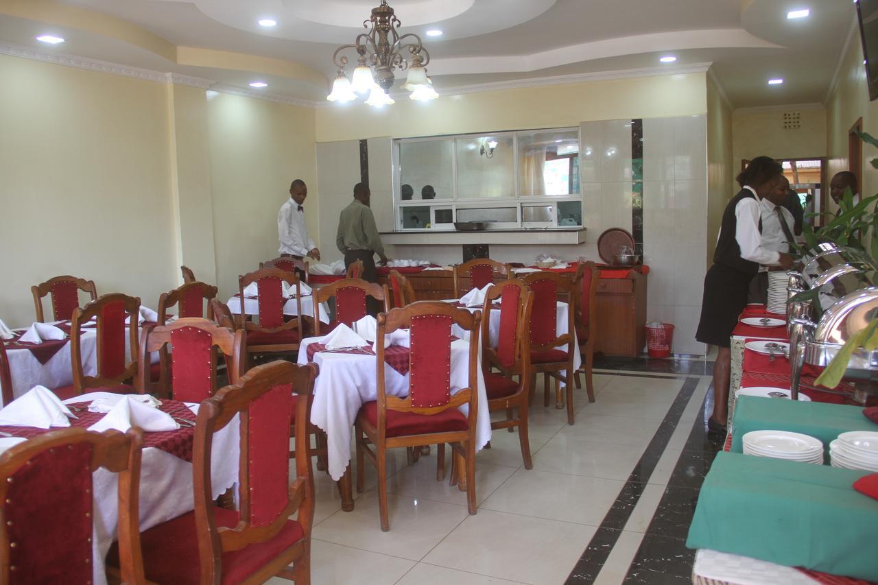 Bomen Hotel Isiolo Ngoại thất bức ảnh