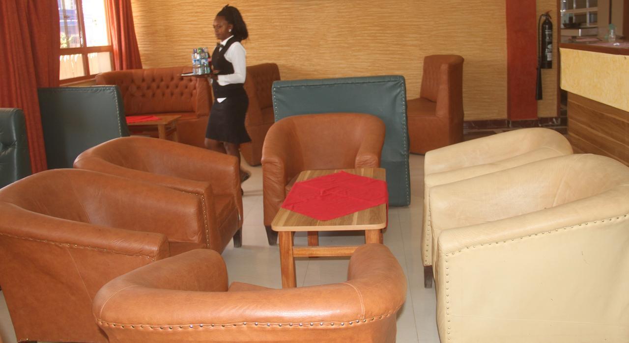 Bomen Hotel Isiolo Ngoại thất bức ảnh