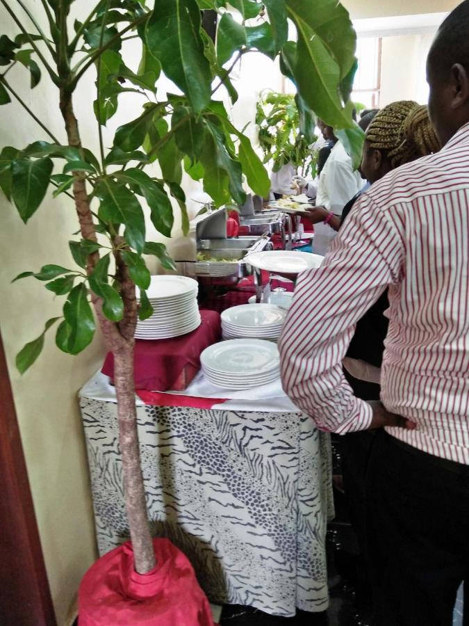 Bomen Hotel Isiolo Ngoại thất bức ảnh